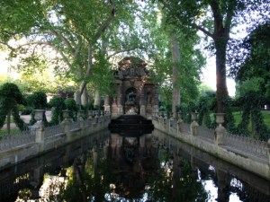 FountainPoolLuxemborgGarden